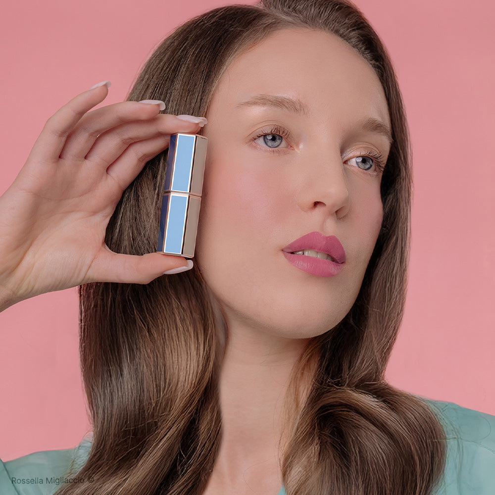 Makeup look con rossetto per stagione Summer Light